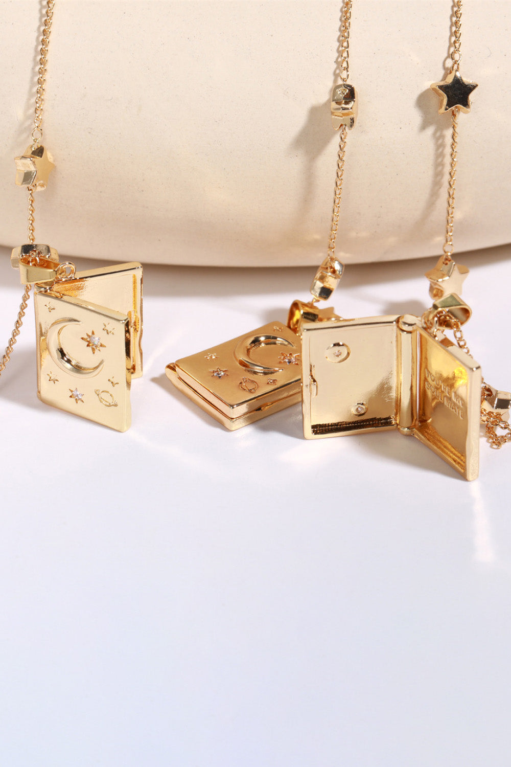 Star and Moon Copper 14K Gold-Plated Necklace - Coco and lulu boutique