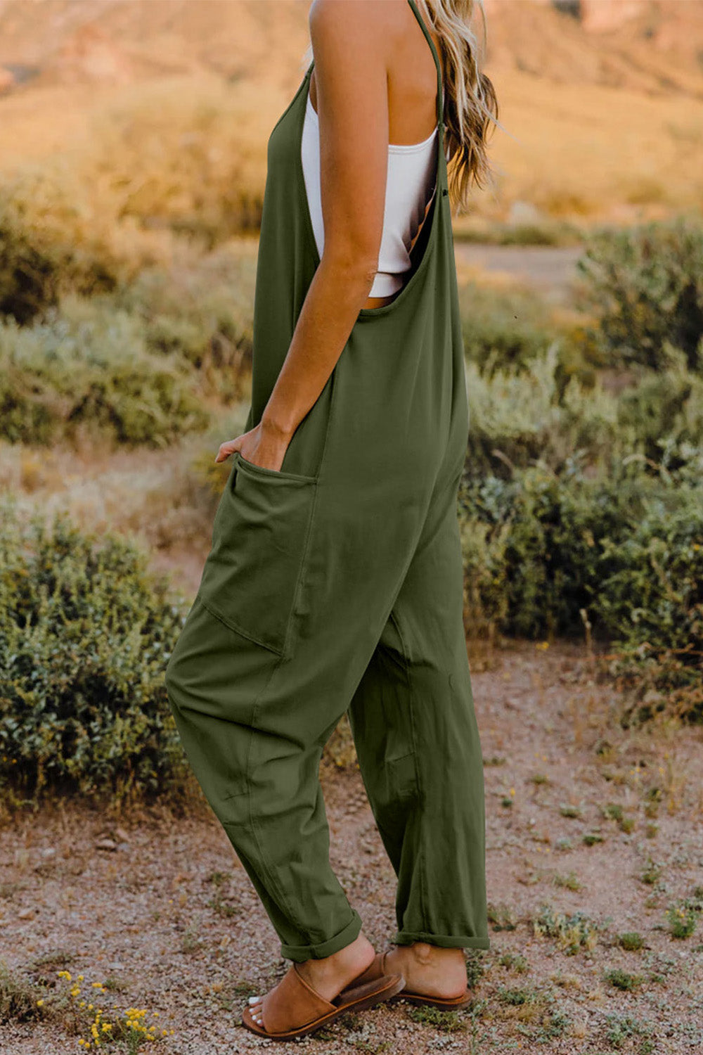 Sydney V-Neck Sleeveless Jumpsuit with Pocket - Coco and lulu boutique