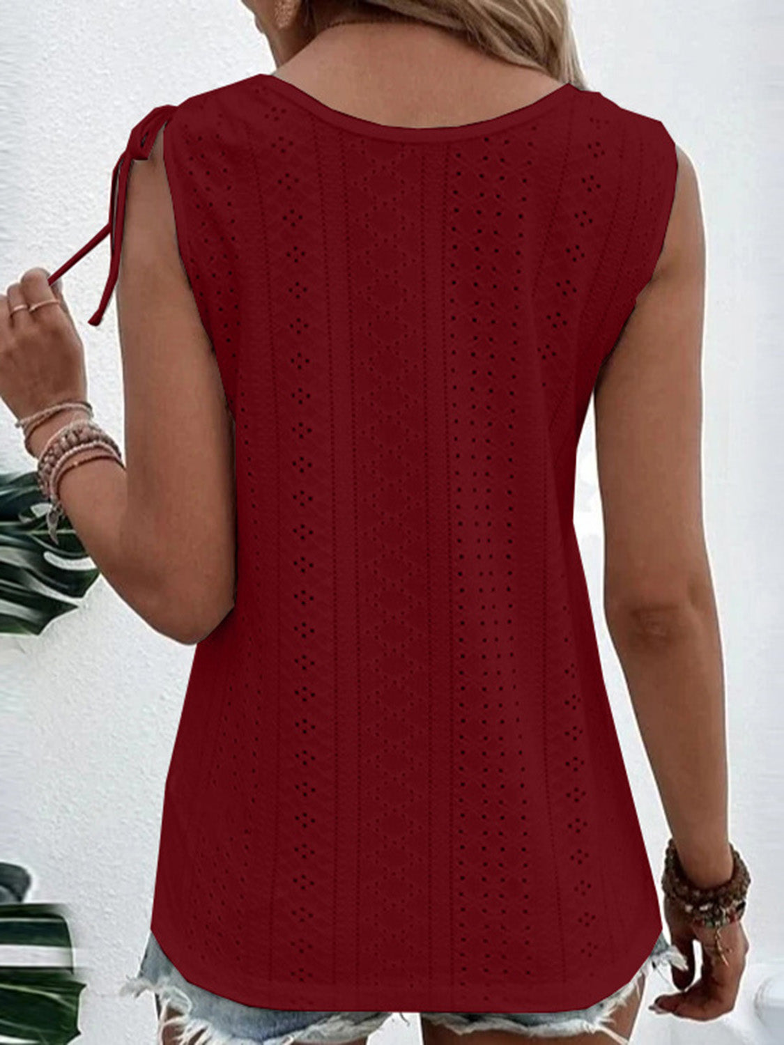 Luna Full Size Scoop Neck Sleeveless Tank Top - Coco and lulu boutique