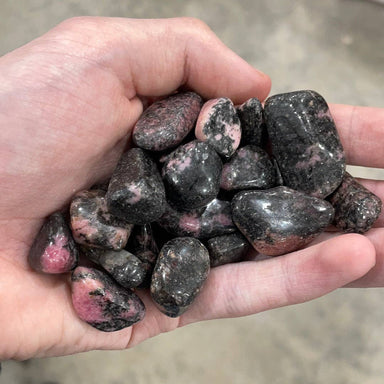 Rhodonite 3/4” Tumbled 1 LB - Coco and lulu boutique