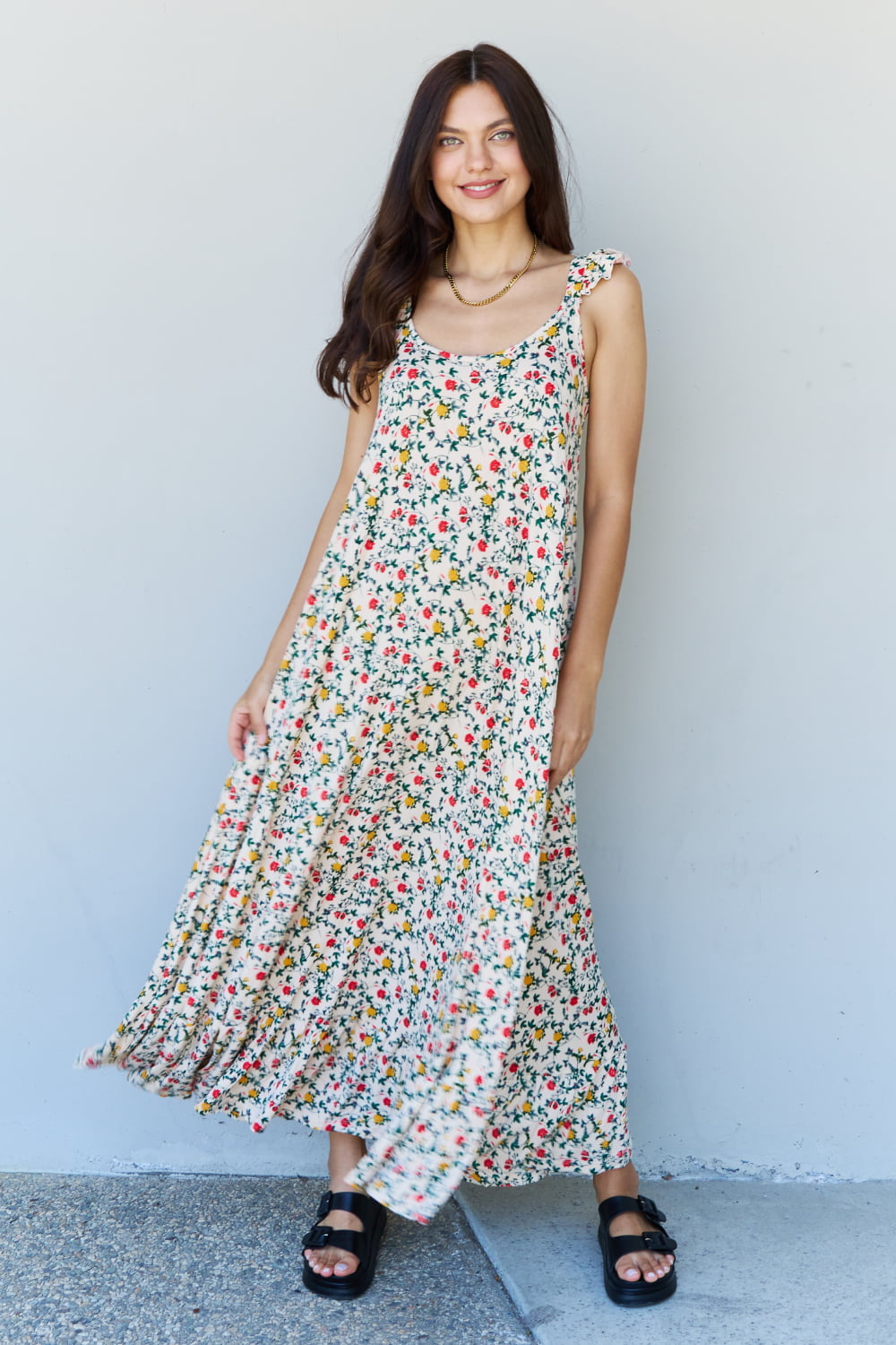 Darla In The Garden Ruffle Floral Maxi Dress in Natural Rose - Coco and lulu boutique