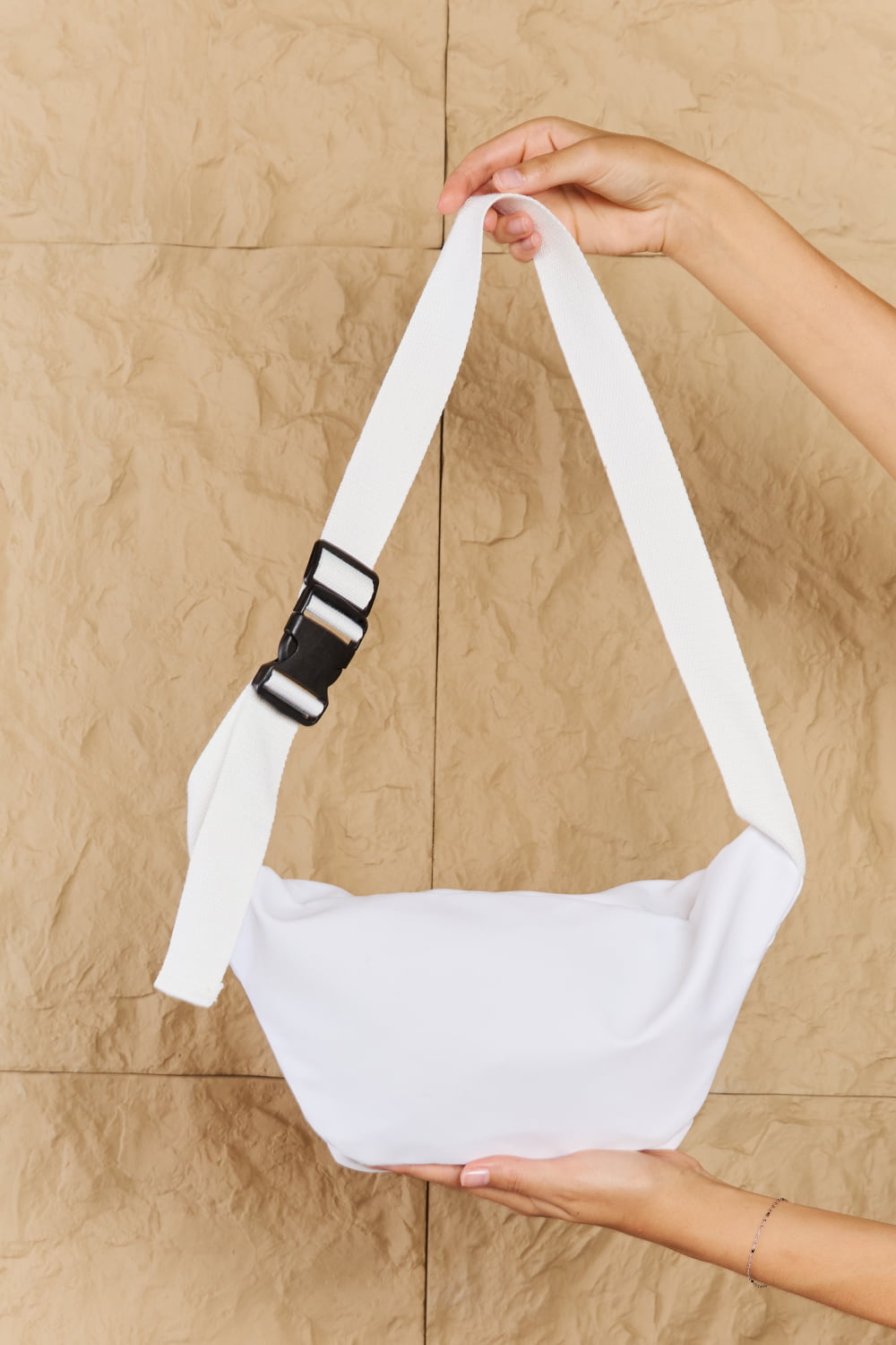 Everyday Travel Buddy Clear Zipper Pocket Fanny Pack Bag - Coco and lulu boutique