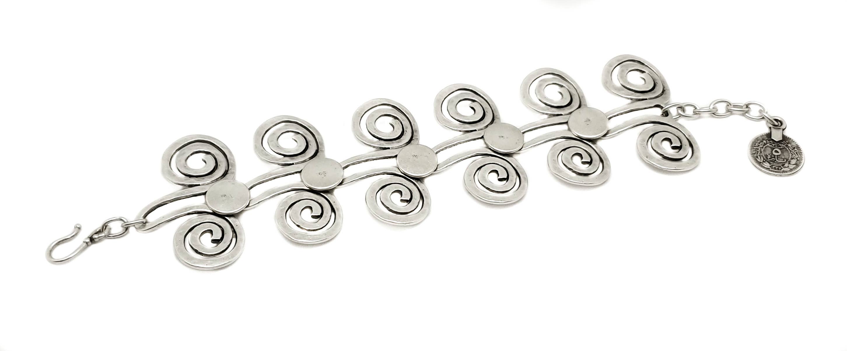Handmade Dignity Pewter Bracelet - Coco and lulu boutique