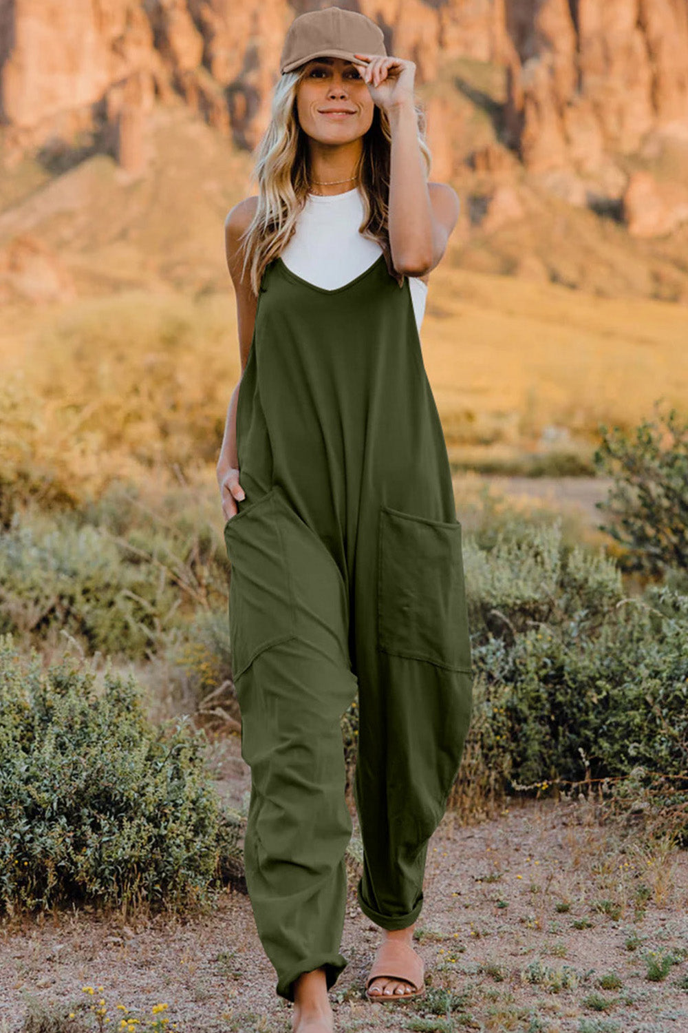 Sydney V-Neck Sleeveless Jumpsuit with Pocket - Coco and lulu boutique