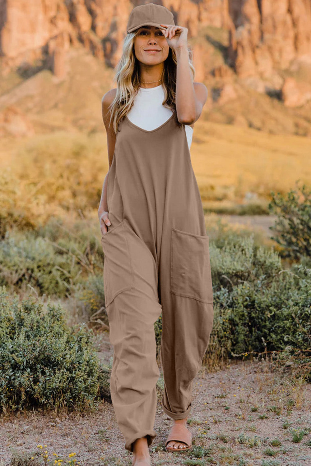 Sydney V-Neck Sleeveless Jumpsuit with Pocket - Coco and lulu boutique