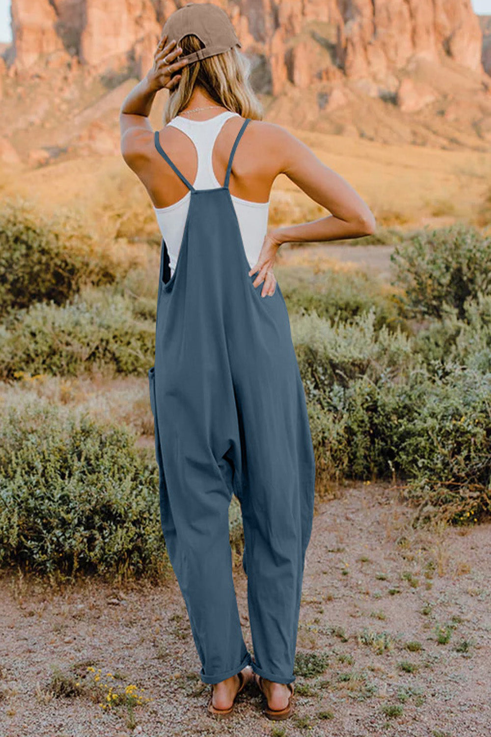 Sydney V-Neck Sleeveless Jumpsuit with Pocket - Coco and lulu boutique