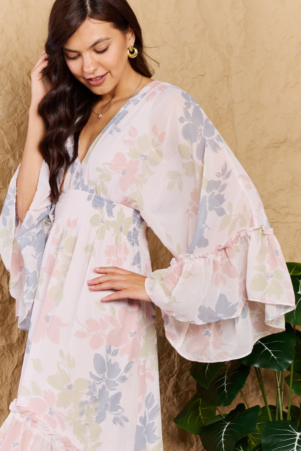 Faith  The Right Time Floral Bell Sleeve Midi Dress in Coral - Coco and lulu boutique