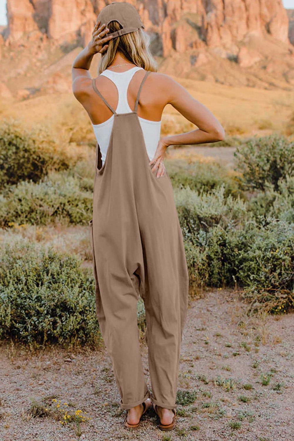 Sydney V-Neck Sleeveless Jumpsuit with Pocket - Coco and lulu boutique