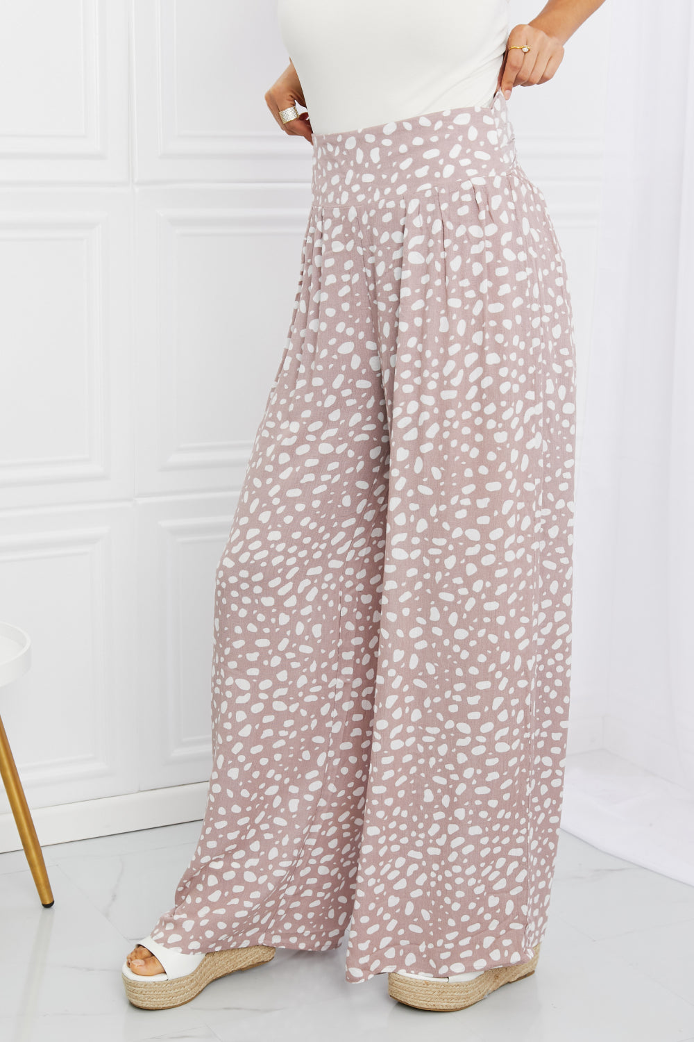 Kori  Animal Print Tied Pleated Wide Leg Pants - Coco and lulu boutique