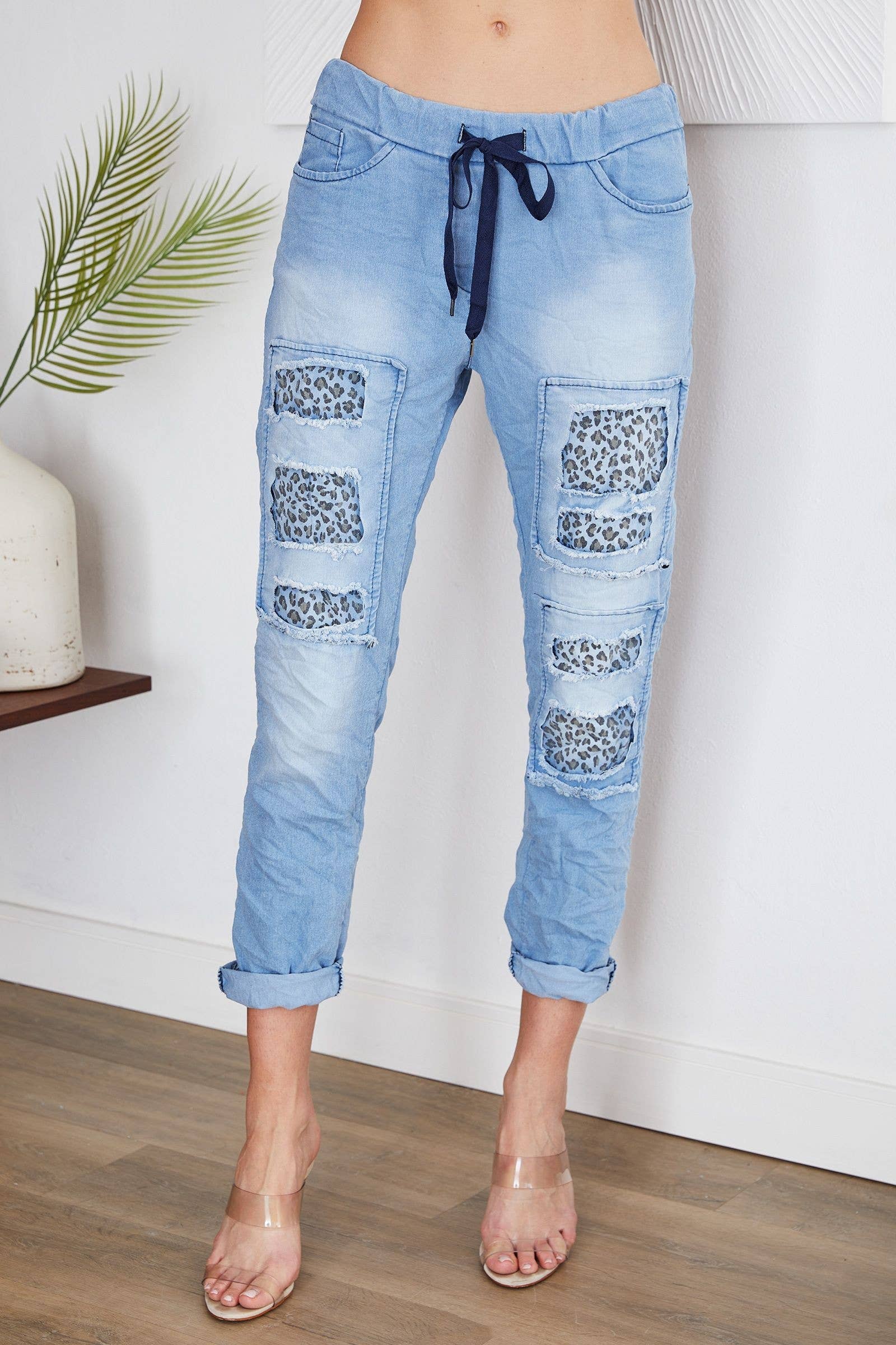 Italian Light Wash Patch Crinkle Jogger - Coco and lulu boutique