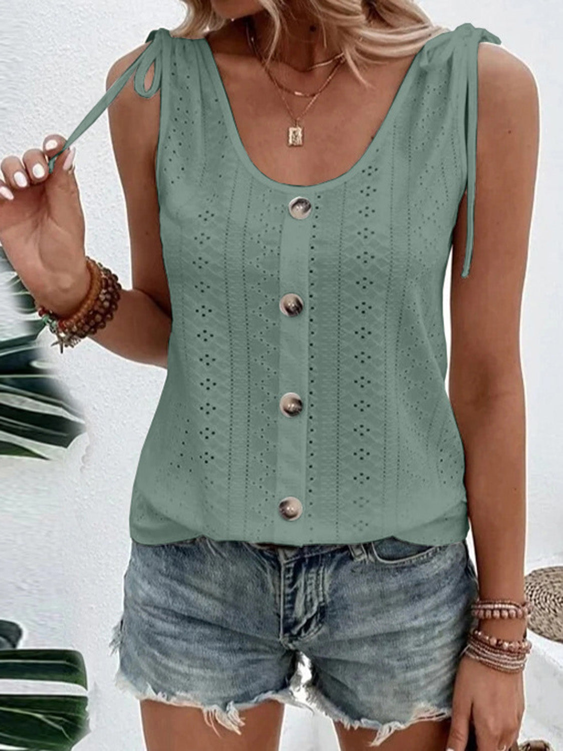 Luna Full Size Scoop Neck Sleeveless Tank Top - Coco and lulu boutique