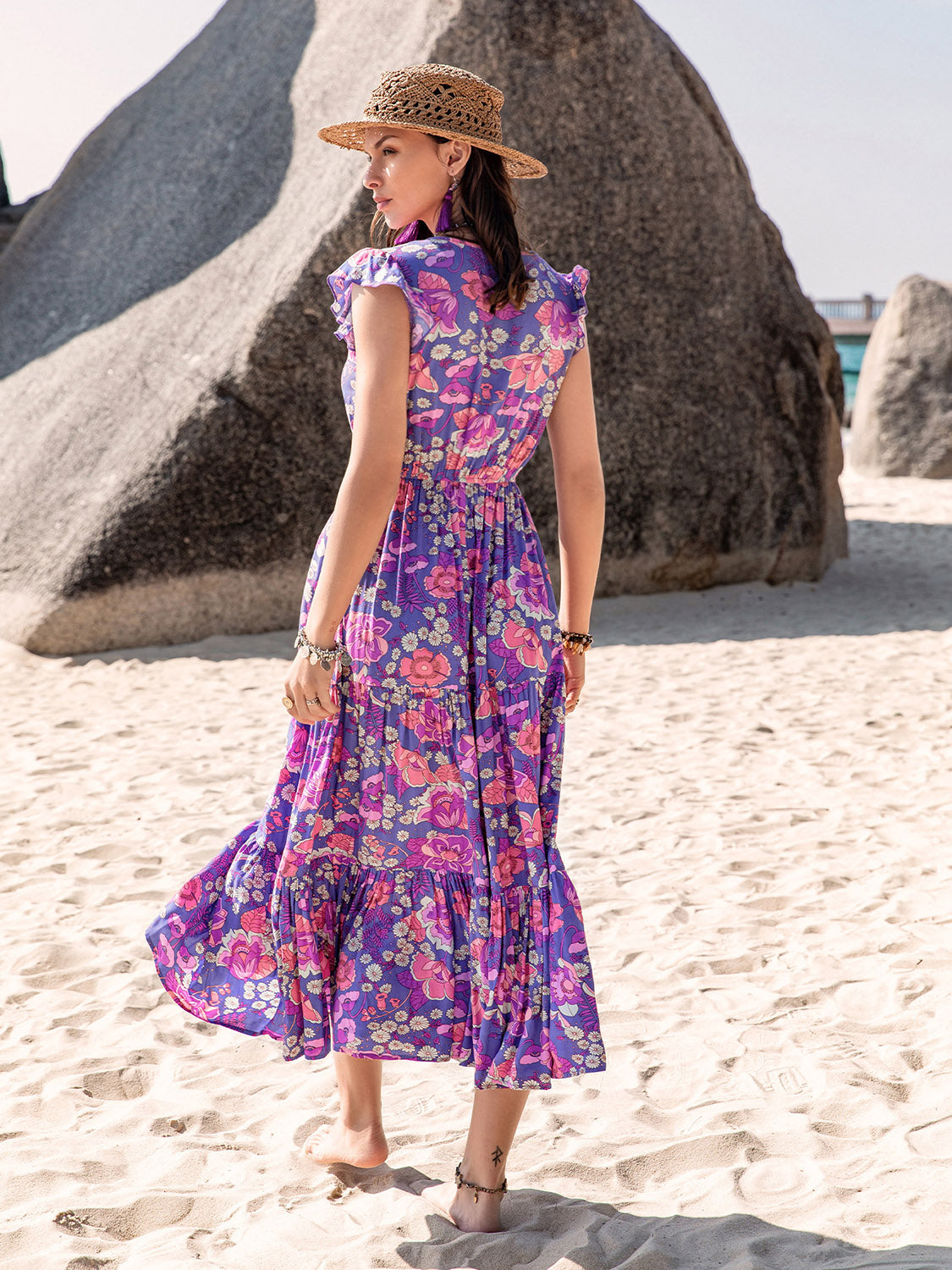 Ruby Printed V-Neck Midi Dress - Coco and lulu boutique 